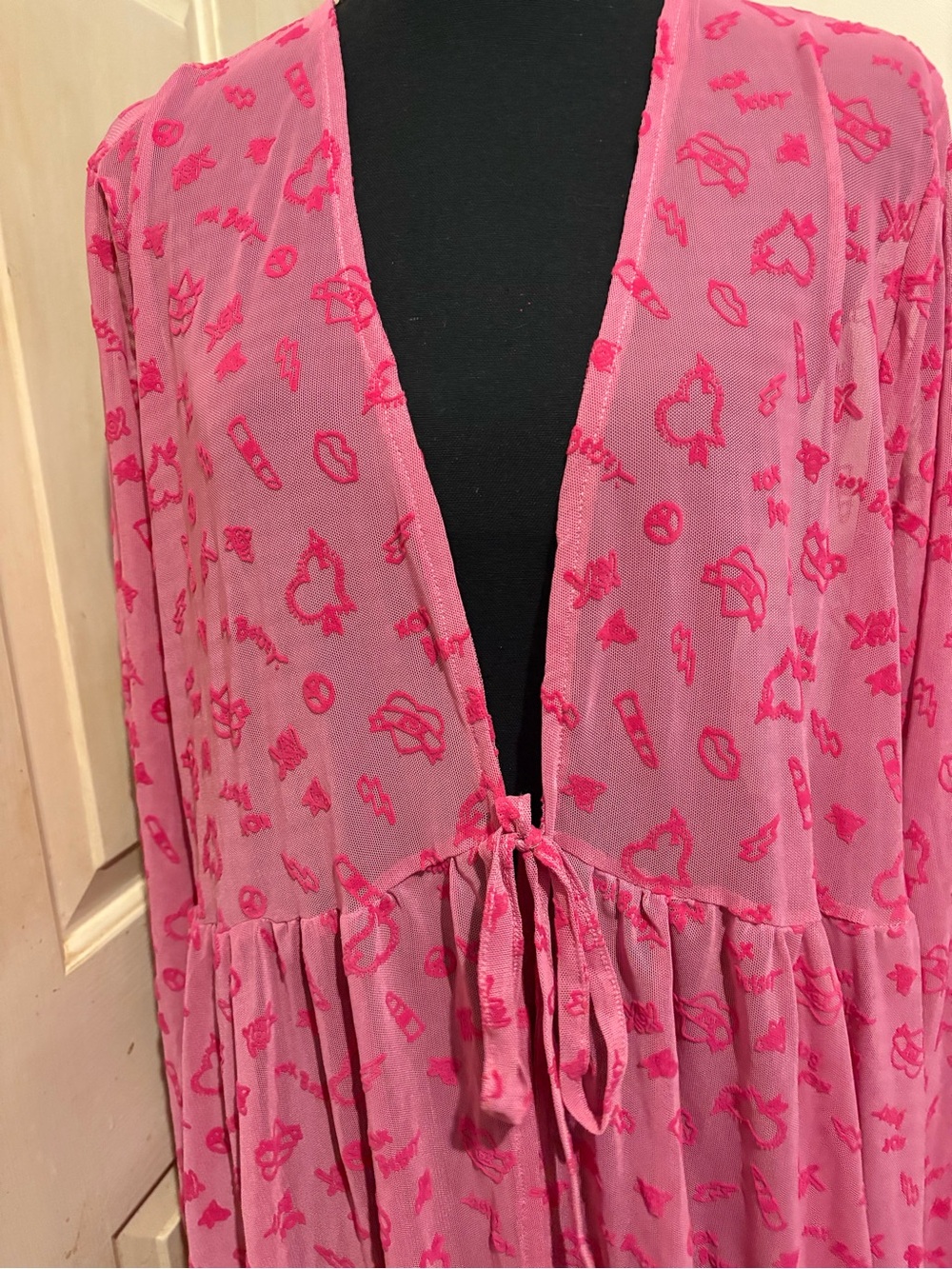 Torrid Betsey Johnson pink duster size 2